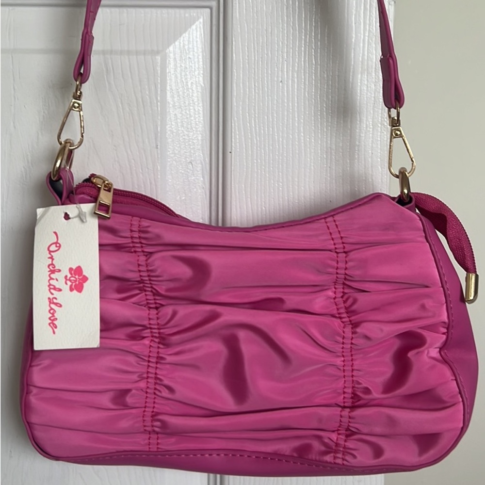 New hot pink bag.
